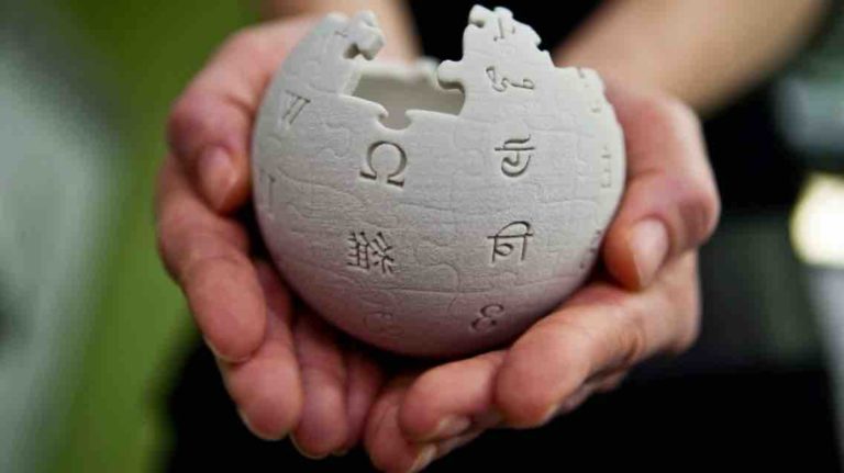 Влияют ли ссылки с wikipedia на продвижение сайта